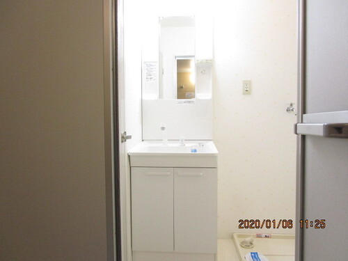 シャワー付き洗面台