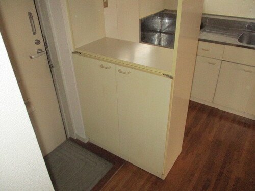 シューズボックス付き