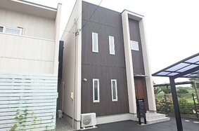 シュトラ