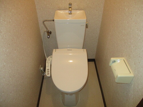 バストイレ洗面別