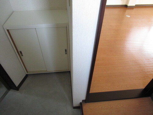 シューズボックス