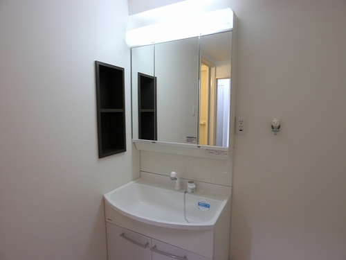 シャワー付洗面台