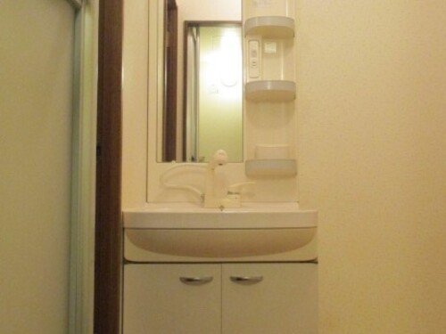 シャワー付洗面台