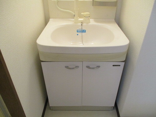 シャワー付洗面台