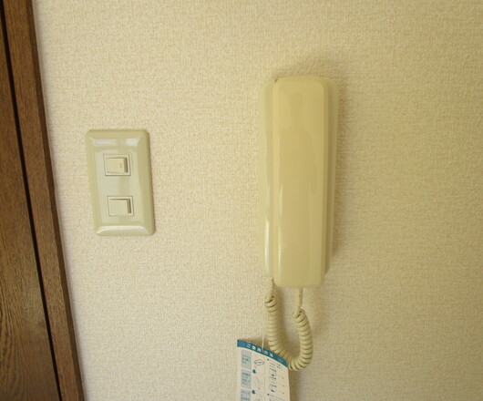 インターホン