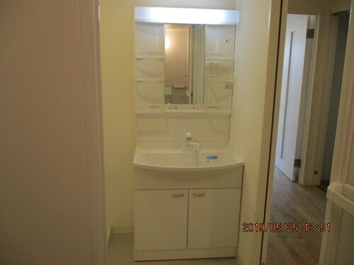 シャワー付洗面台