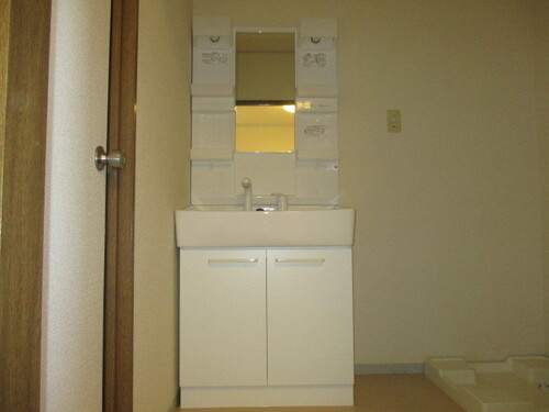 シャワー付洗面台