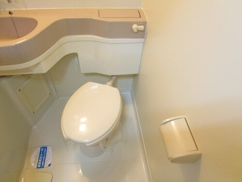 バストイレ同室