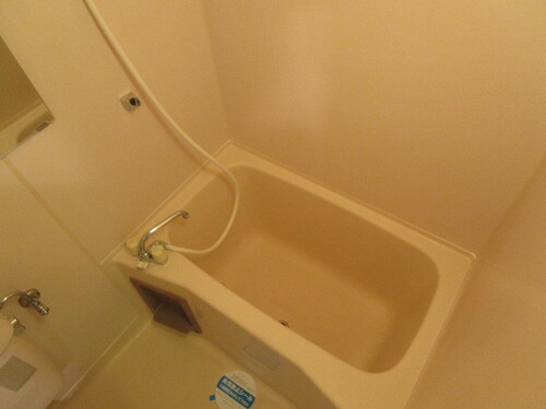 バストイレ同室