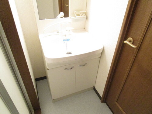 シャワー付洗面台